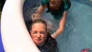 Leony vs. Kate: Wetlook Catfight! Screencap 24 on sinx.preview.netperv.com