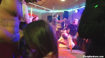 Party Hardcore Gone Crazy Vol. 34 Part 2 - Cam 3 Screencap 100 on sinx.preview.netperv.com