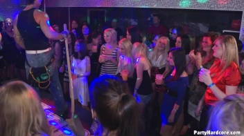 Party Hardcore Vol. 71 Part 1 - Cam 4 Screencap 4 on sinx.preview.netperv.com