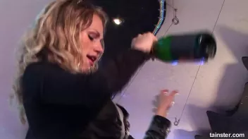 All-Night Love Lounge Part 5 - Shower Cam Screencap 30 on sinx.preview.netperv.com