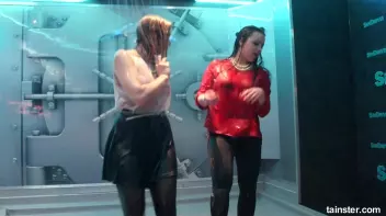 Soaking wet chicks spanking each others asses Screencap 44 on sinx.preview.netperv.com
