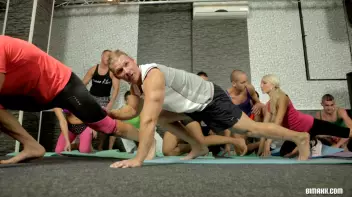 Stretching To The Bimaxx Part 1 Screencap 14 on sinx.preview.netperv.com