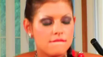 Lucky Leon Screencap 106 on sinx.preview.netperv.com