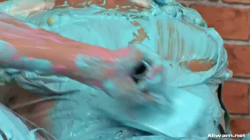 Eurobabe Painting 101 Screencap 85 on sinx.preview.netperv.com