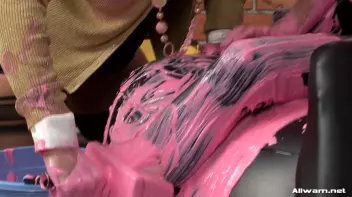 Eurobabe Painting 101 Screencap 30 on sinx.preview.netperv.com