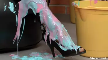 Eurobabe Painting 101 Screencap 34 on sinx.preview.netperv.com