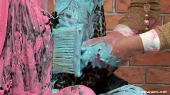 Eurobabe Painting 101 Screencap 42 on sinx.preview.netperv.com