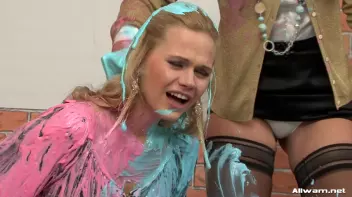 Eurobabe Painting 101 Screencap 48 on sinx.preview.netperv.com