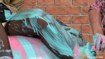 Eurobabe Painting 101 Screencap 63 on sinx.preview.netperv.com