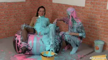 Eurobabe Painting 101 Screencap 70 on sinx.preview.netperv.com