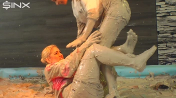 Catfighting Girls Get Smeared With Gloopy Mud Screencap 25 on sinx.preview.netperv.com