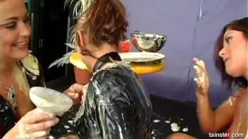 Food Mess Screencap 42 on sinx.preview.netperv.com