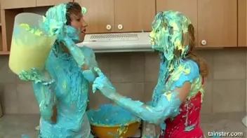 Cakes Covered In Icing Screencap 34 on sinx.preview.netperv.com