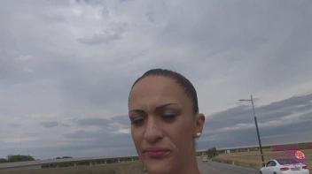 Mit vollgespritzem Gesicht zur U - Bahn Screencap 28 on sinx.preview.netperv.com