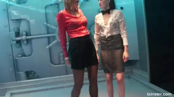 Amateur girls getting wild and wet Screencap 34 on sinx.preview.netperv.com