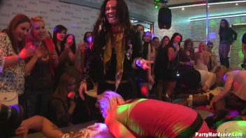 Party Hardcore Gone Crazy Vol. 10 Part 2 - Cam 3 Screencap 29 on sinx.preview.netperv.com