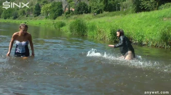 Fun Fueled Water Fight Heads To The River Screencap 23 on sinx.preview.netperv.com