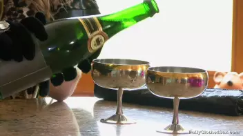 Just a Gigolo... Screencap 1 on sinx.preview.netperv.com