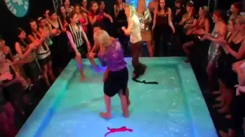 Lora Licious vs. Susan Snow Screencap 10 on sinx.preview.netperv.com