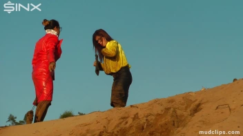 Mud Wrestling Cuties Water War Screencap 40 on sinx.preview.netperv.com