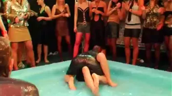 Leony Aprill vs. Lucy Cornet Screencap 90 on sinx.preview.netperv.com