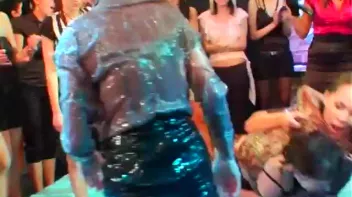 Leony Aprill vs. Lucy Cornet Screencap 55 on sinx.preview.netperv.com