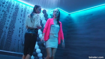 Soaked and Saucy! Screencap 87 on sinx.preview.netperv.com