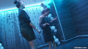 Soaked and Saucy! Screencap 31 on sinx.preview.netperv.com