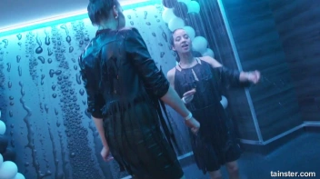 Soaked and Saucy! Screencap 40 on sinx.preview.netperv.com