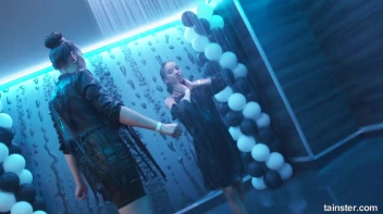 Soaked and Saucy! Screencap 42 on sinx.preview.netperv.com