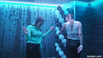 Soaked and Saucy! Screencap 53 on sinx.preview.netperv.com