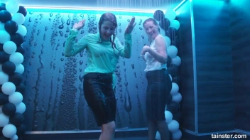 Soaked and Saucy! Screencap 60 on sinx.preview.netperv.com