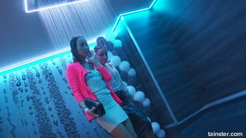 Soaked and Saucy! Screencap 78 on sinx.preview.netperv.com