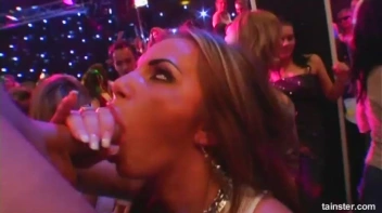 Blue Jean Babes Part 1 Cam 1 Screencap 86 on sinx.preview.netperv.com