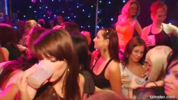 Blue Jean Babes Part 1 Cam 1 Screencap 5 on sinx.preview.netperv.com