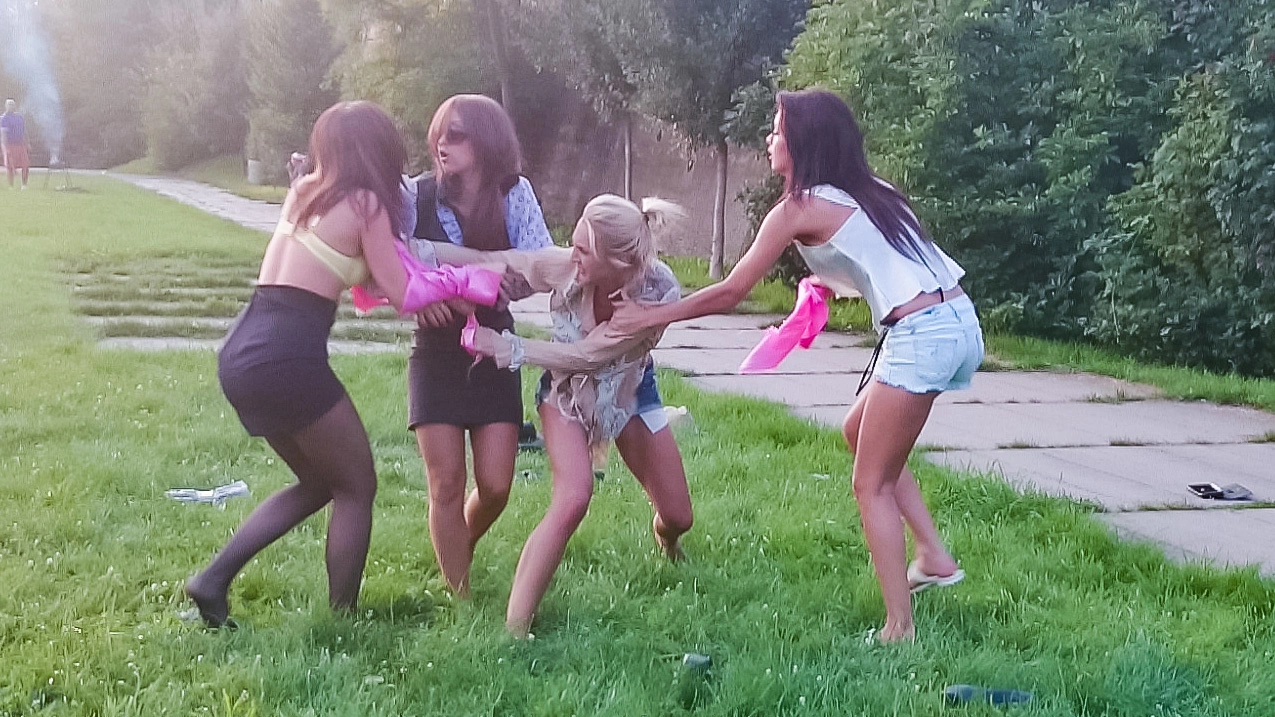 Sports Can Tear Some Friends Apart! on sinx.preview.netperv.com