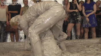 Muddy Wrestling: Sharka Blue vs. Tanya Screencap 39 on sinx.preview.netperv.com