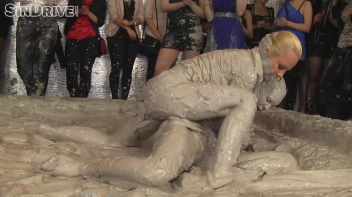 Muddy Wrestling: Sharka Blue vs. Tanya Screencap 41 on sinx.preview.netperv.com