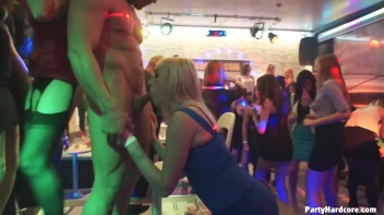 Party Hardcore Gone Crazy Vol. 32 Part 2 - Cam 2 Screencap 34 on sinx.preview.netperv.com
