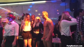 Party Hardcore Gone Crazy Vol. 32 Part 2 - Cam 2 Screencap 65 on sinx.preview.netperv.com