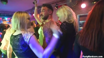 Party Hardcore Gone Crazy Vol. 36 Part 7 - Cam 3 Screencap 13 on sinx.preview.netperv.com
