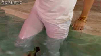 Splish Splash Sex & Loaded Lesbians = Wetlook, Pussies, Real Orgasm: We Get Wet To Make You Sweat!!! Screencap 28 on sinx.preview.netperv.com