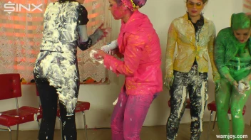 Cream Covered Cuties Look Good Enough To Eat! Screencap 30 on sinx.preview.netperv.com