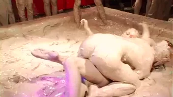 Mudpit of Love Screencap 49 on sinx.preview.netperv.com