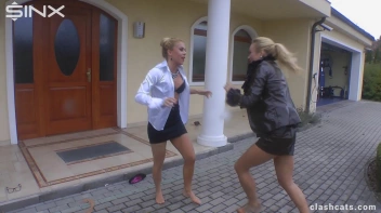 Leggy Stunners' Contentious Catfight Screencap 22 on sinx.preview.netperv.com