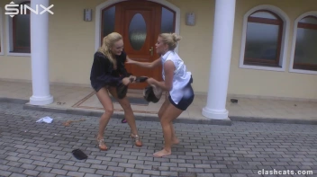 Leggy Stunners' Contentious Catfight Screencap 25 on sinx.preview.netperv.com