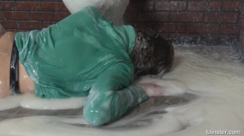 Splash That Ass With Cum and Face Down In The Gunk! Screencap 90 on sinx.preview.netperv.com