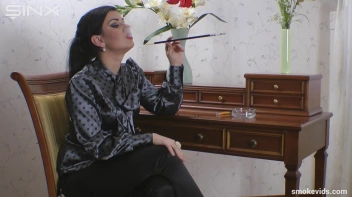 Seductress Smokes And Seduces Screencap 23 on sinx.preview.netperv.com