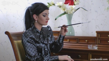 Seductress Smokes And Seduces Screencap 9 on sinx.preview.netperv.com