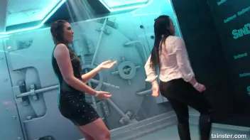 Gorgeous girls party hard under the shower Screencap 18 on sinx.preview.netperv.com